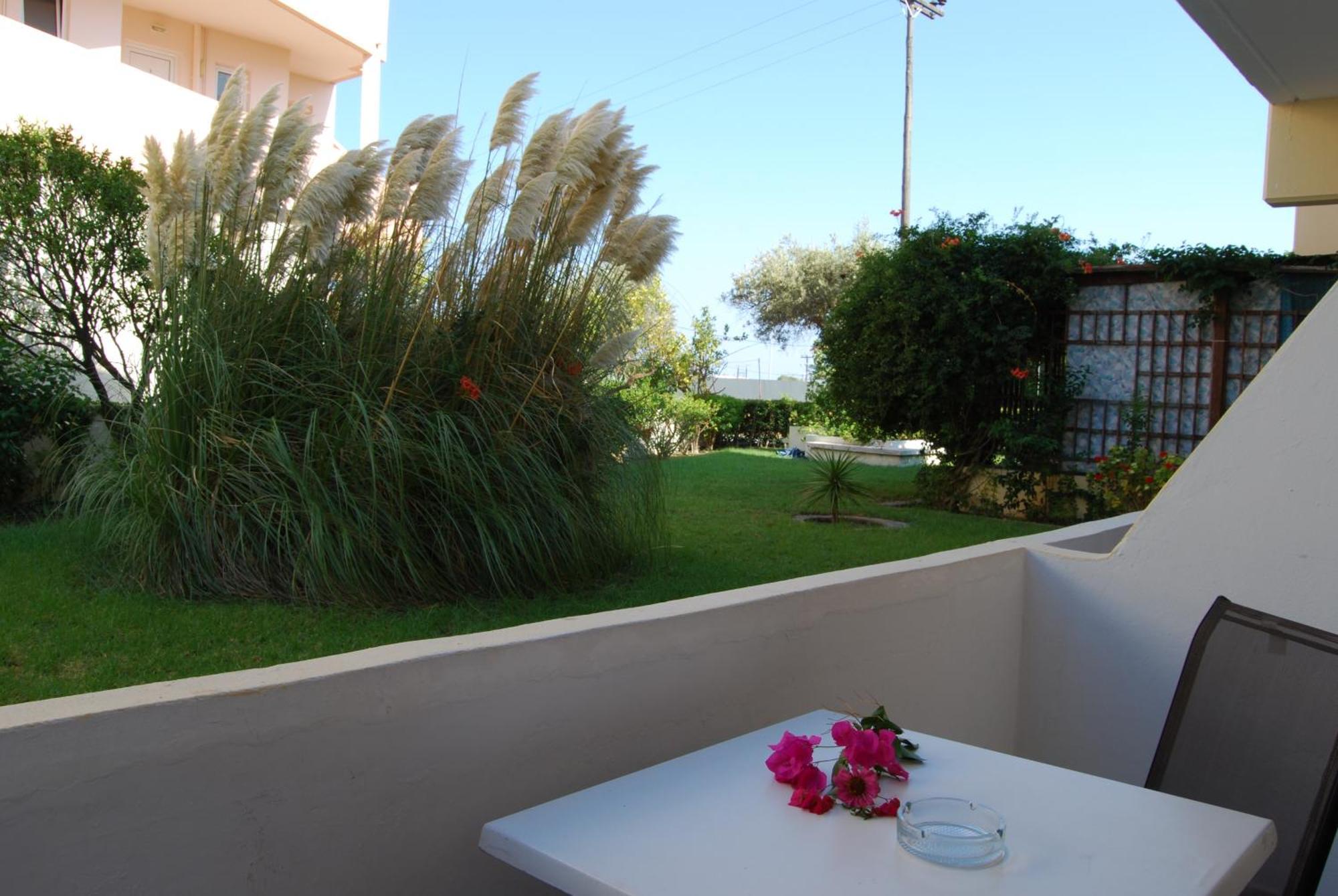 Artemis Studios Faliraki Habitación foto