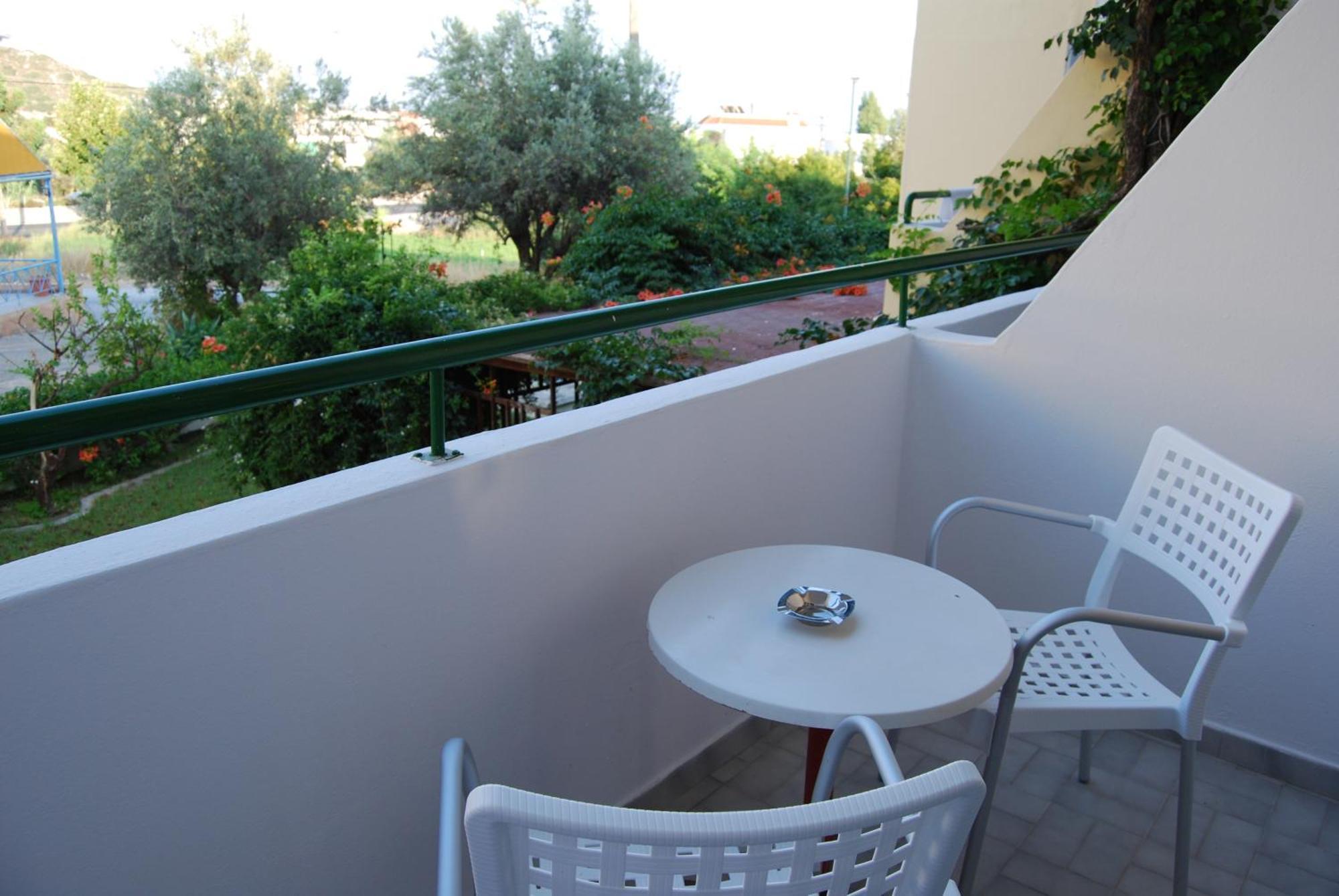 Artemis Studios Faliraki Habitación foto